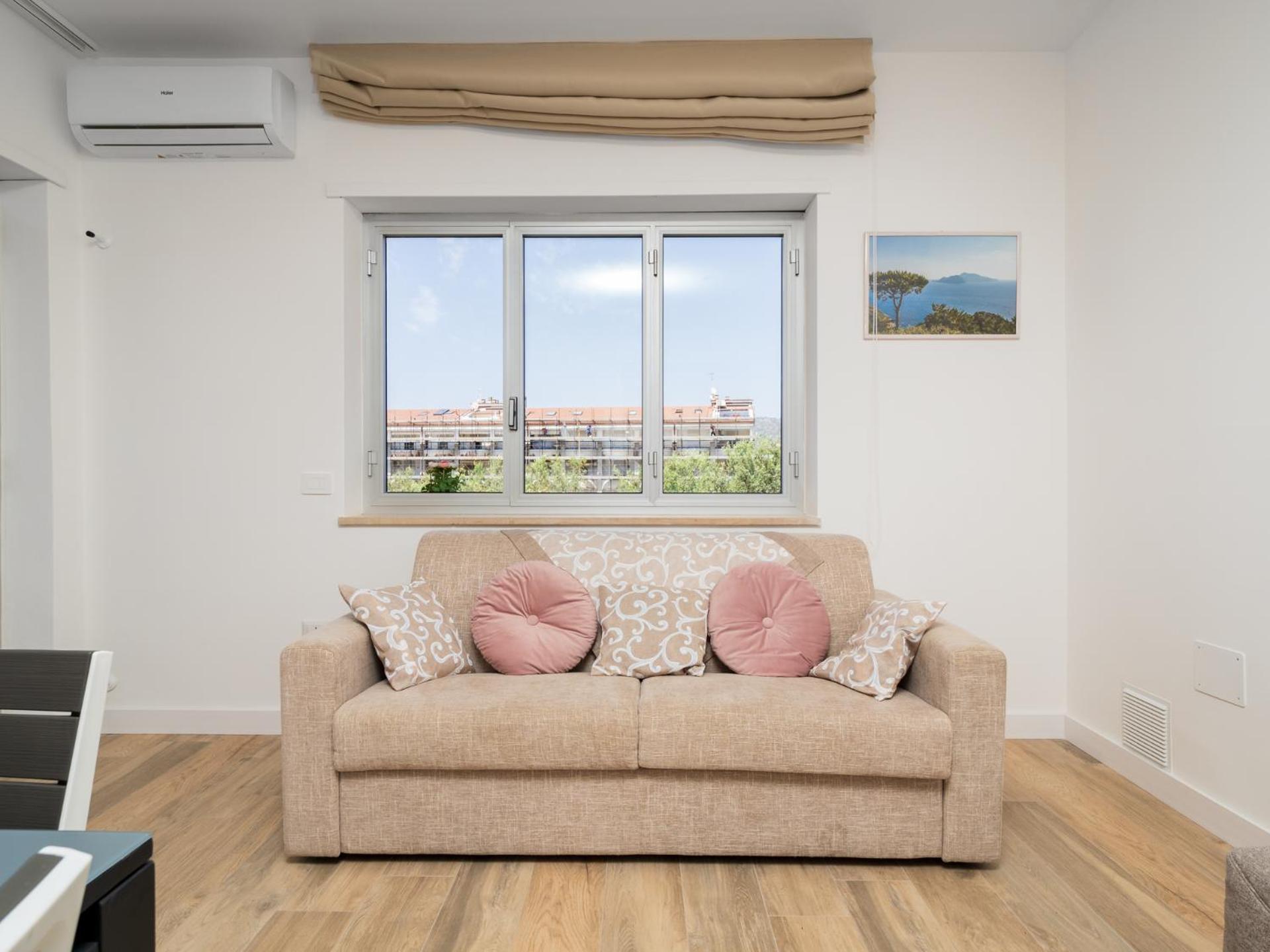 Nonno Angelo - 4 Bedrooms With Free Parking & Seaview Balcony Сорренто Екстер'єр фото