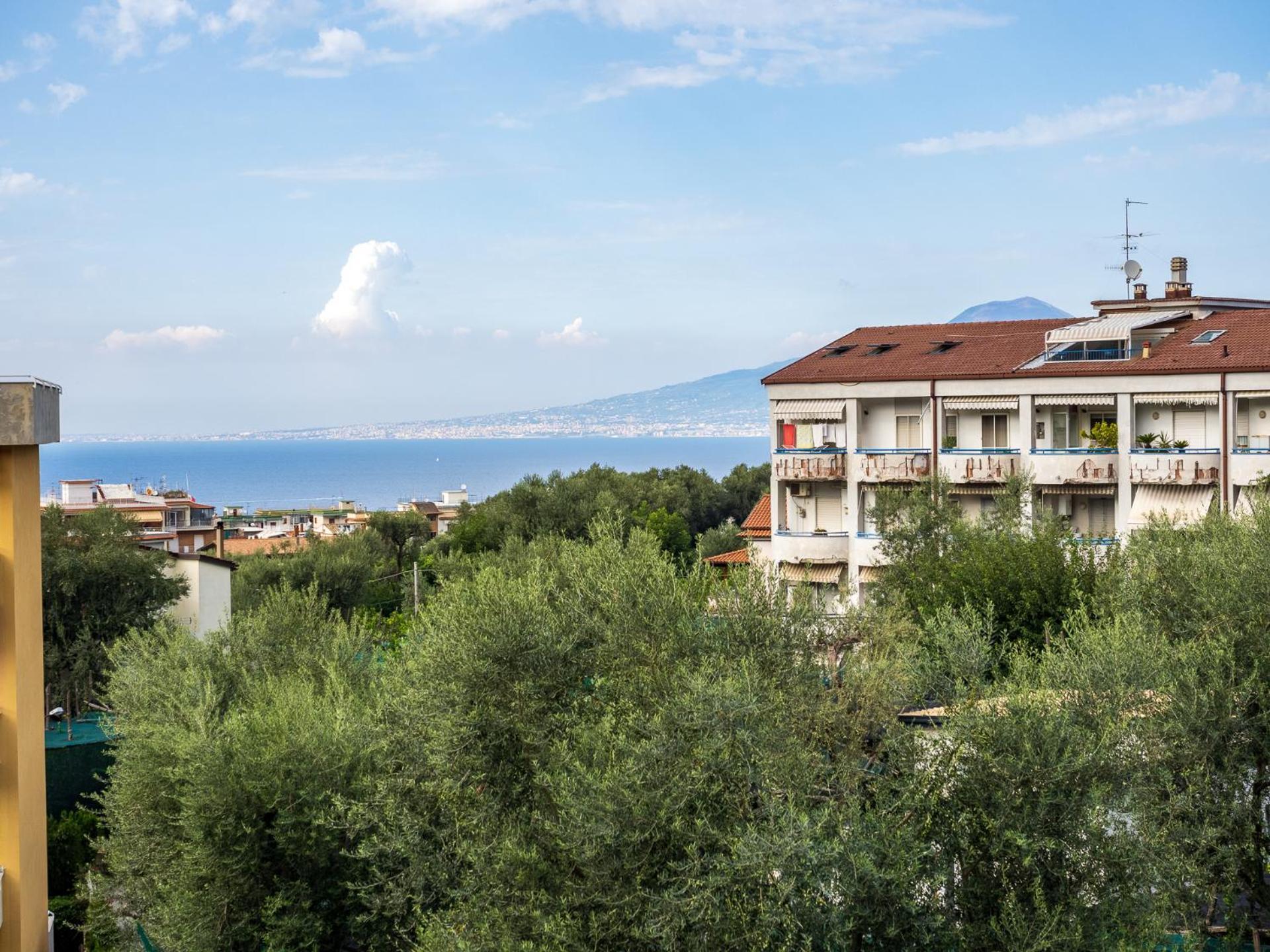 Nonno Angelo - 4 Bedrooms With Free Parking & Seaview Balcony Сорренто Екстер'єр фото
