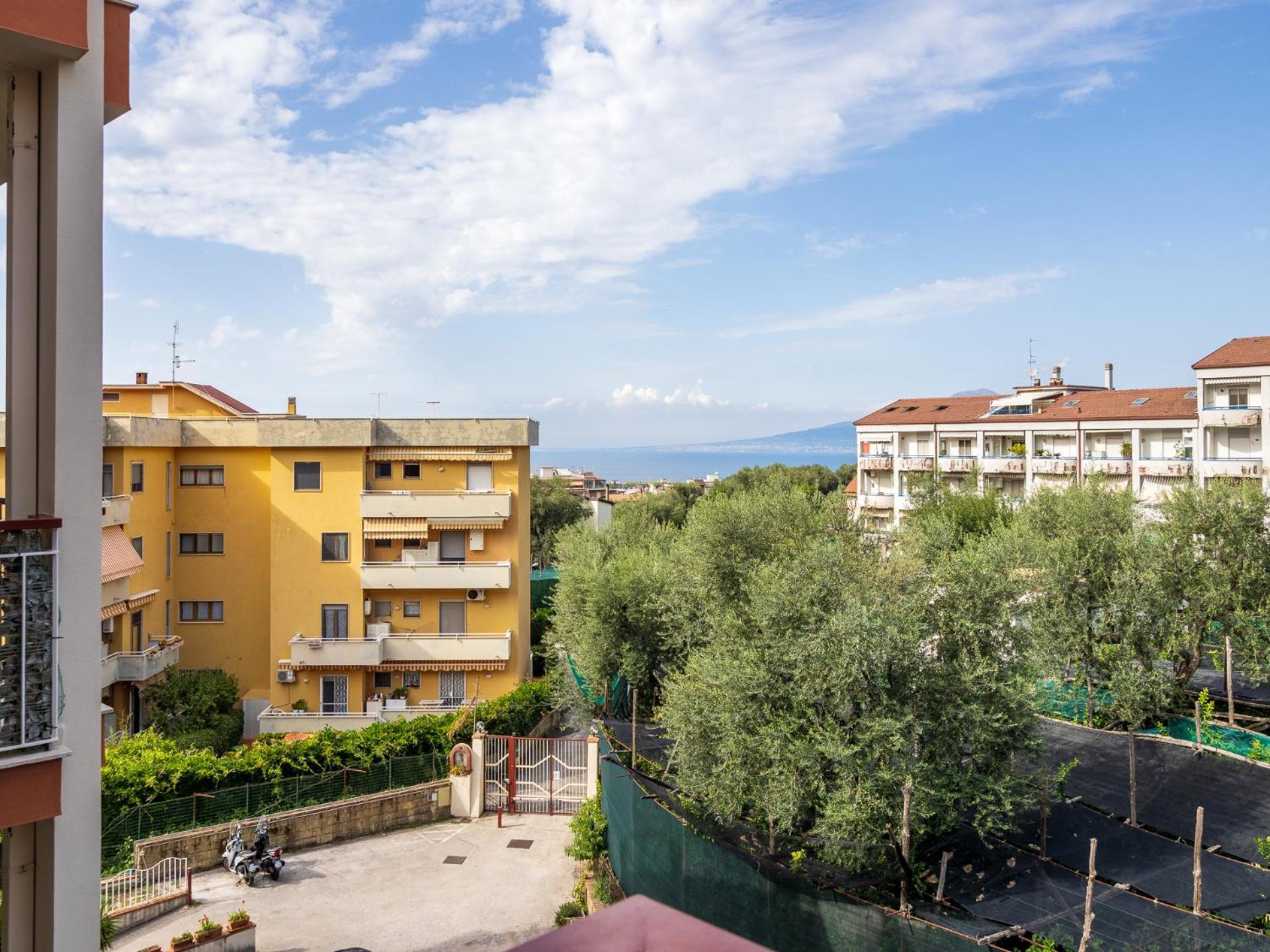 Nonno Angelo - 4 Bedrooms With Free Parking & Seaview Balcony Сорренто Екстер'єр фото
